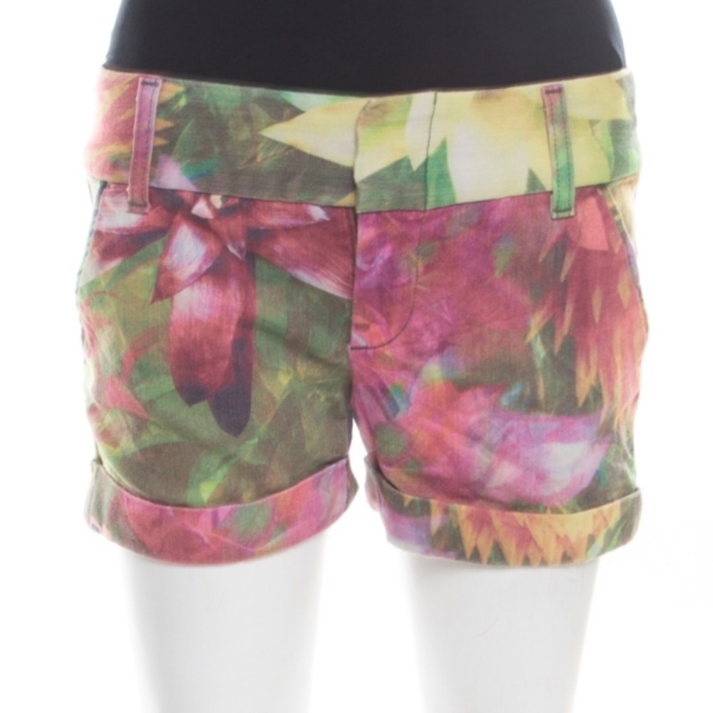 Alice and Olivia shorts